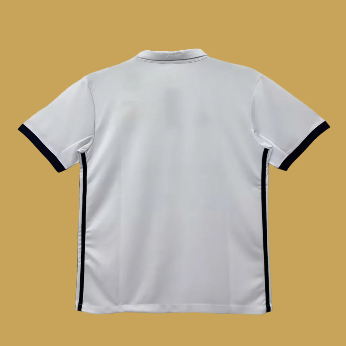 Real Madrid Local - 16/17 (RETRO)