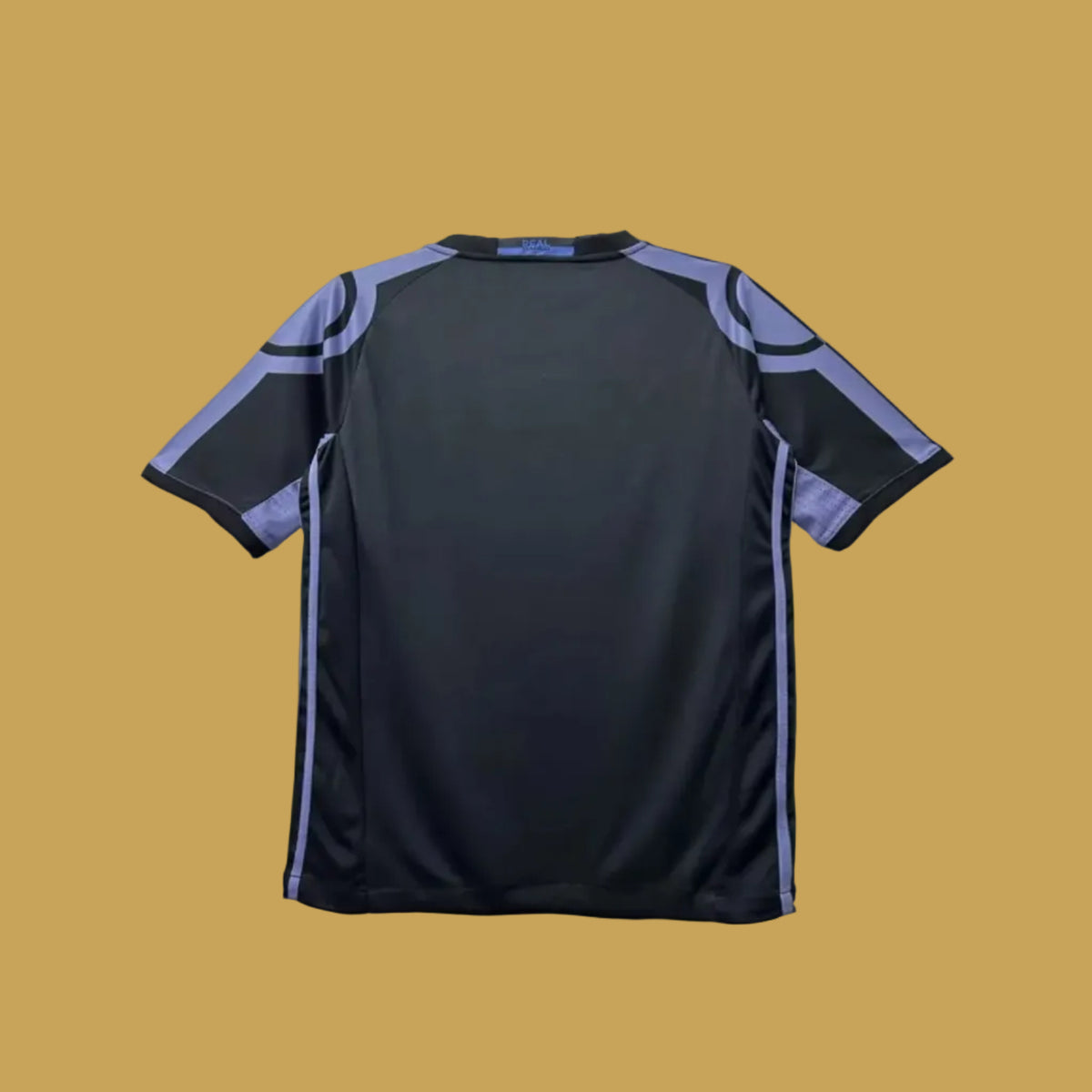 Real Madrid Alternativa - 16/17 (RETRO)