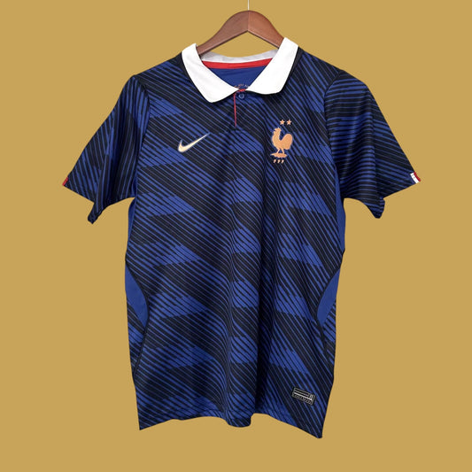 Francia WC Local - 26/27
